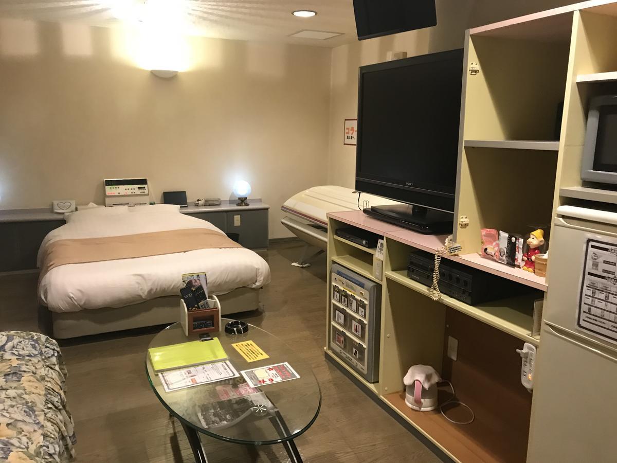 Hotel Vegas (Adults Only) Sapporo Exteriör bild