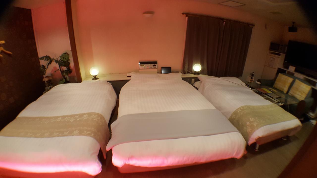 Hotel Vegas (Adults Only) Sapporo Exteriör bild